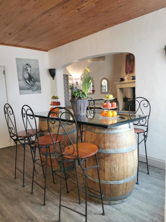 L'Auberge Camarguaise Saintes-Maries-de-la-Mer Dış mekan fotoğraf