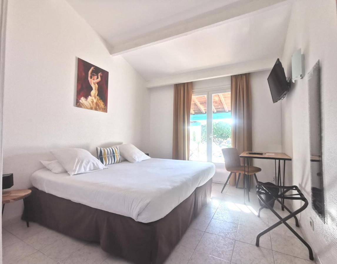 L'Auberge Camarguaise Saintes-Maries-de-la-Mer Dış mekan fotoğraf
