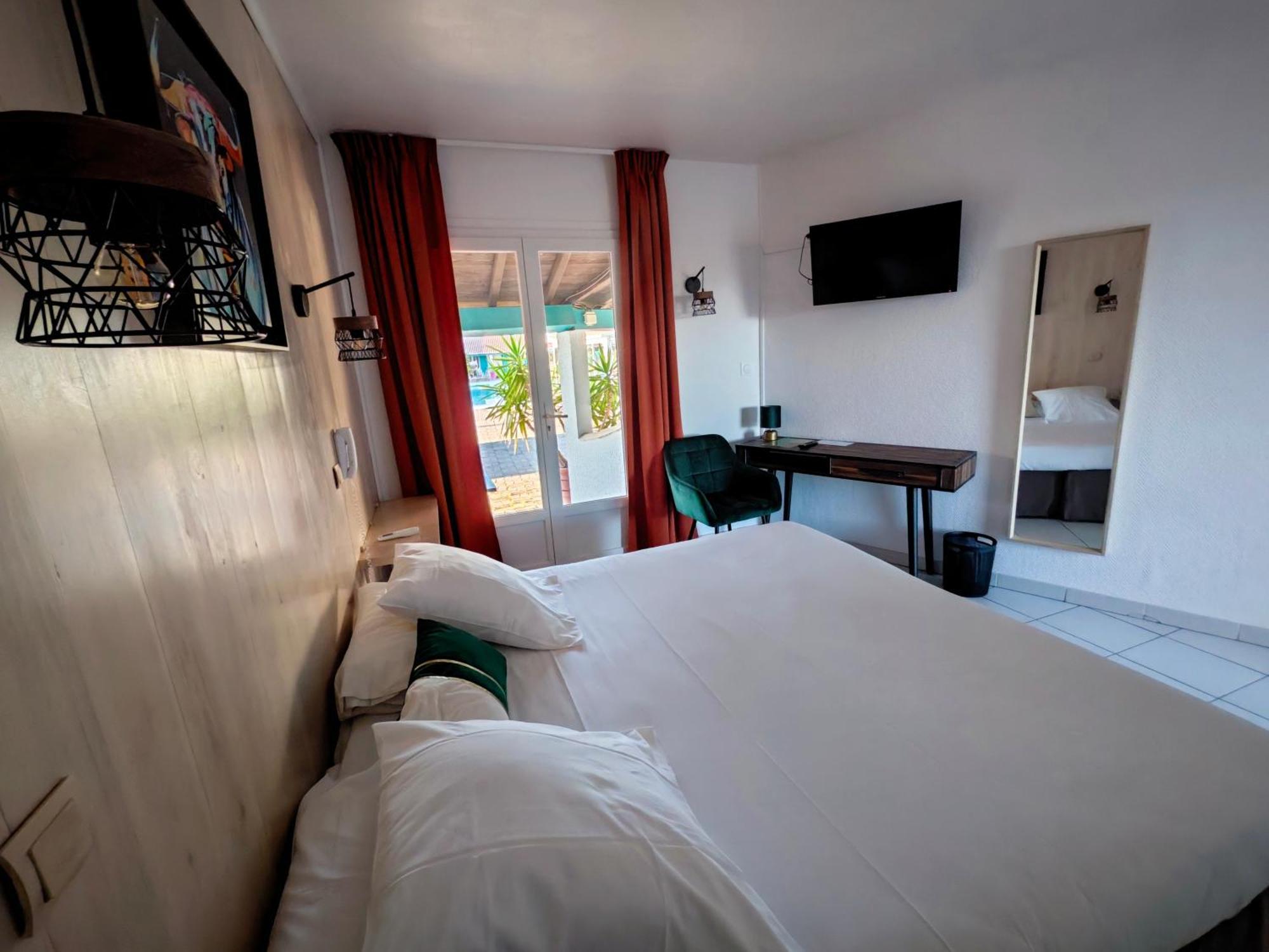 L'Auberge Camarguaise Saintes-Maries-de-la-Mer Dış mekan fotoğraf