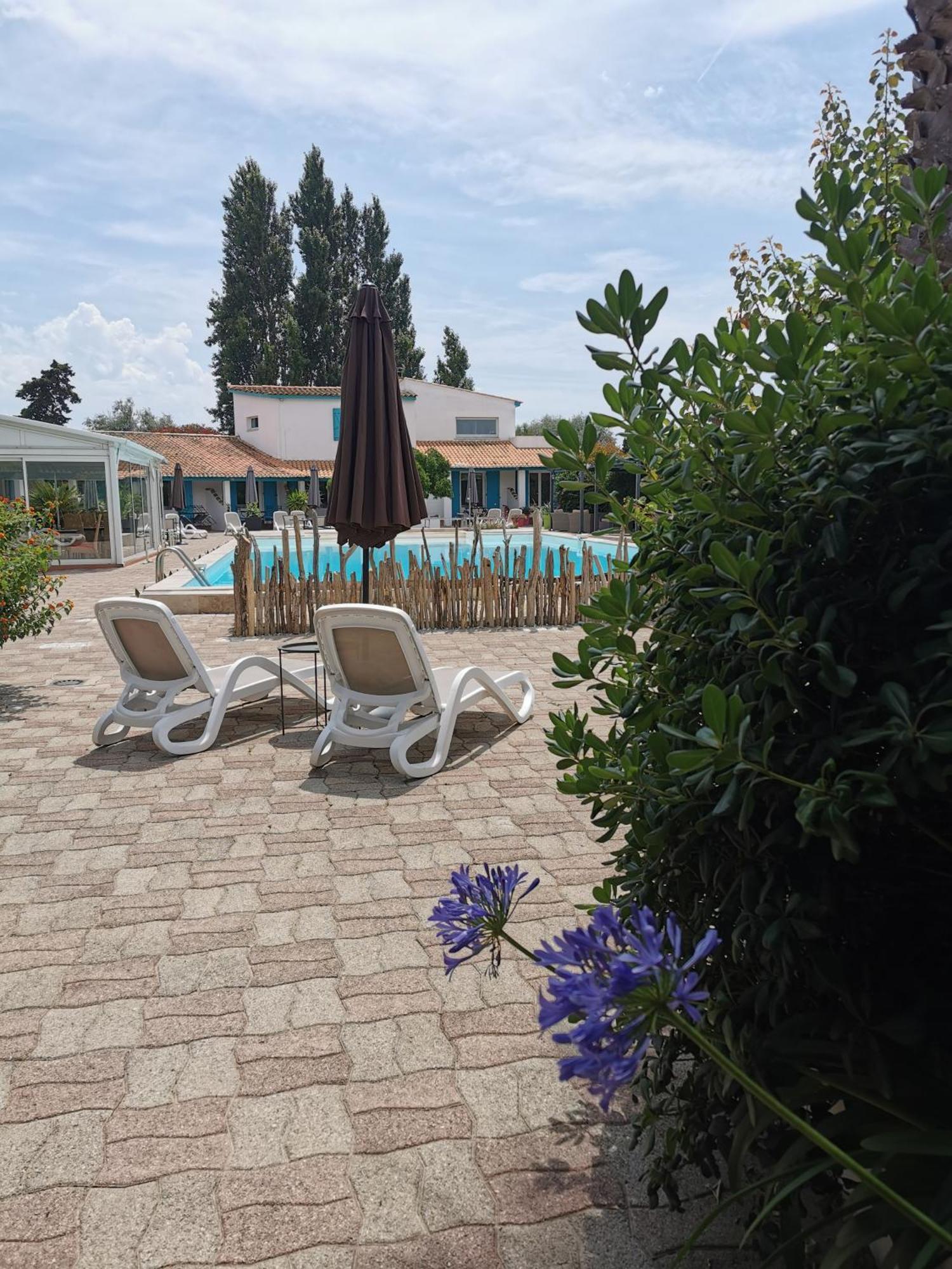 L'Auberge Camarguaise Saintes-Maries-de-la-Mer Dış mekan fotoğraf