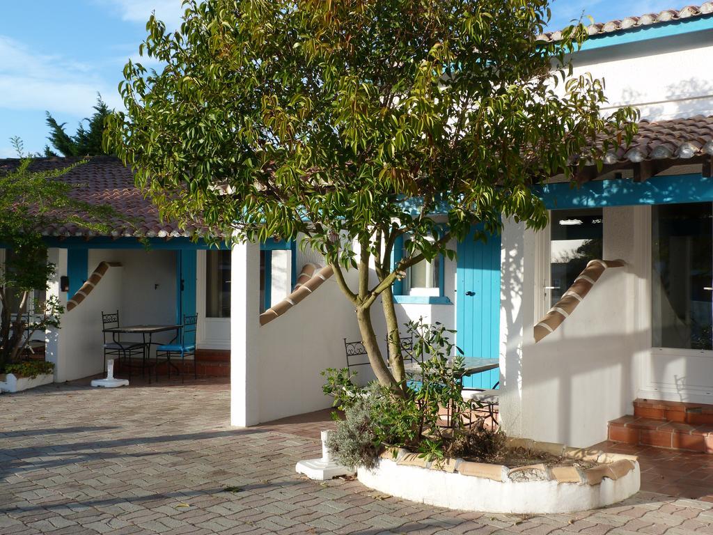 L'Auberge Camarguaise Saintes-Maries-de-la-Mer Dış mekan fotoğraf